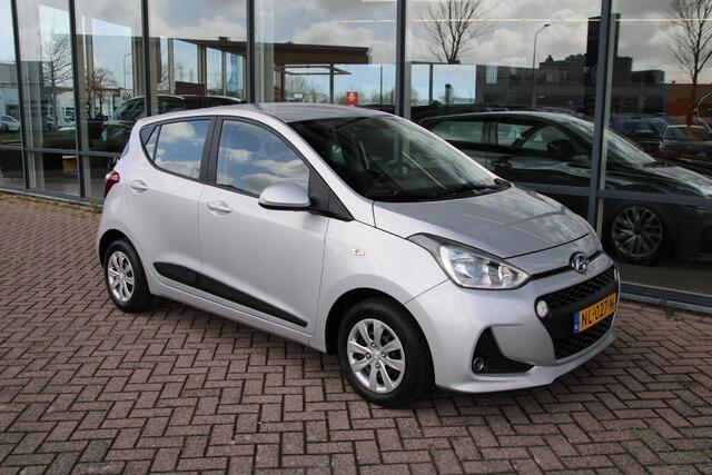 Hyundai I 10 1.0i Go! 2017 Airco Navi Carplay Perfect onderhouden