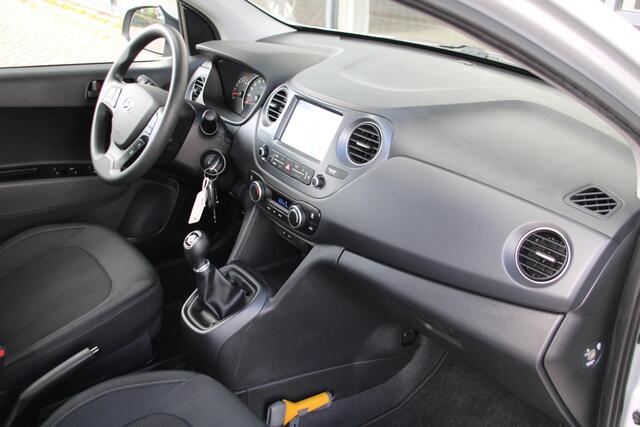 Hyundai I 10 1.0i Go! 2017 Airco Navi Carplay Perfect onderhouden