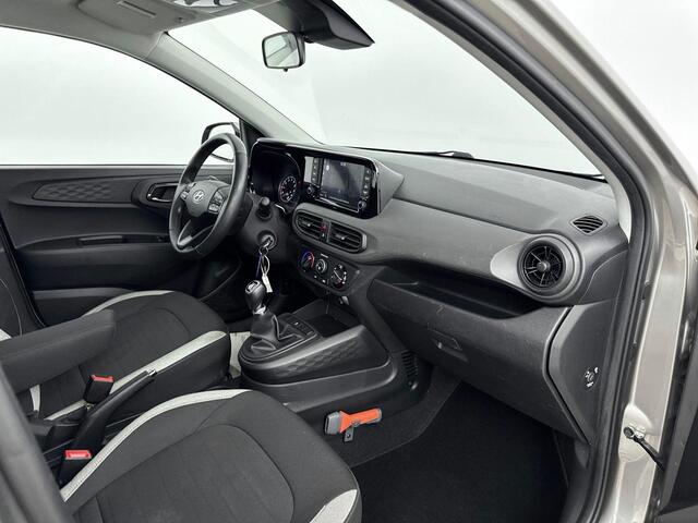 Hyundai I 10 1.0 Comfort Smart | Apple Carplay Android auto | Brass Metallic | Airco | Dealer onderhouden |