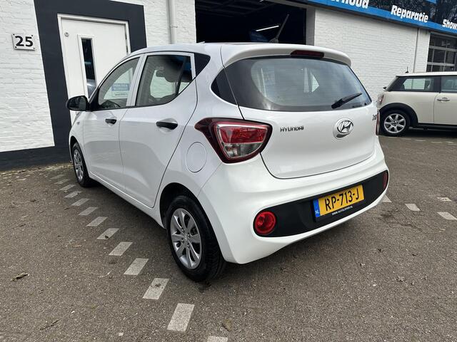Hyundai I 10 1.0i i-Drive /nieuwe apk bij aflevering/5 drs.