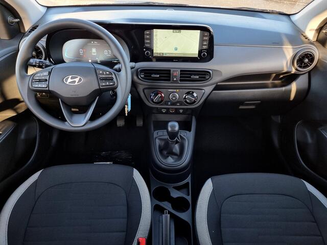 Hyundai I 10 1.0 Comfort / Navigatie / Achteruitrijcamera / Parkeersensoren Achter / Airco / Cruise Control /