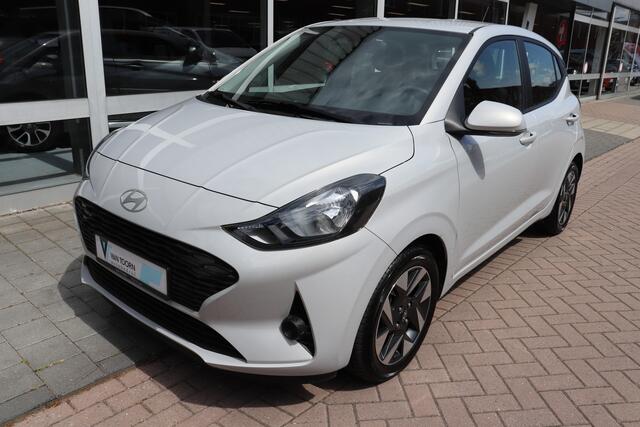 Hyundai I 10 1.0 Comfort 5-zits Uniek! lage km stand. voorzien van Apple Carplay/Android Auto