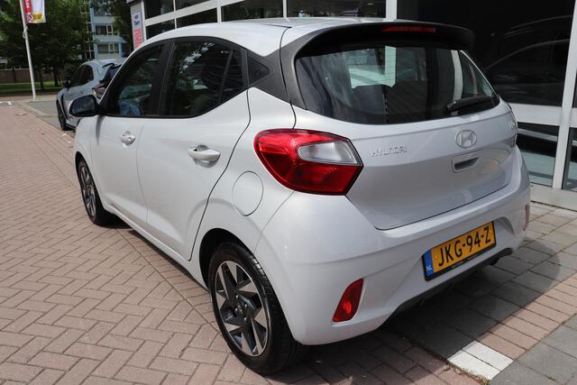 Hyundai I 10 1.0 Comfort 5-zits Uniek! lage km stand. voorzien van Apple Carplay/Android Auto