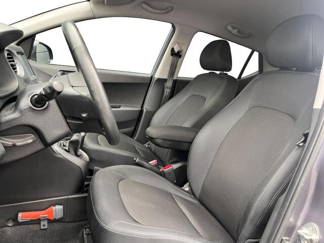 Hyundai I 10 5-deurs Premium 1.0i MPi 67pk | CLIMA | NAVI | APPLE CARPLAY / ANDROID AUTO | BI-COLOR LM-VELGEN | DEALER ONDERHOUDEN! | CRUISE CONTROL |