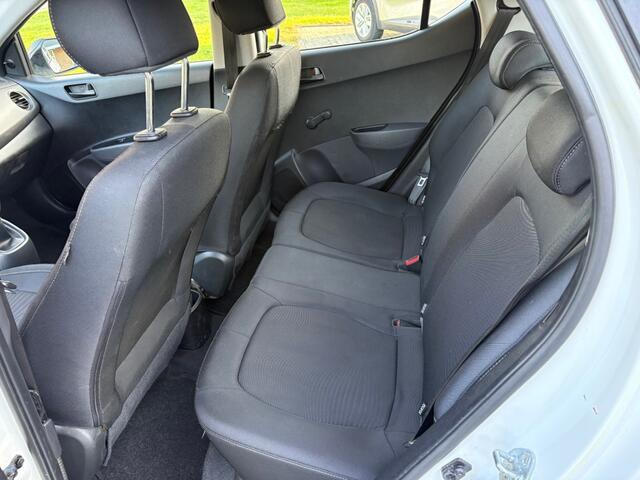 Hyundai I 10 1.0I PRIVATE LEASE