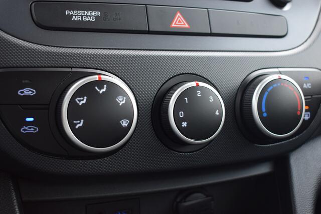 Hyundai I 10 1.0i Comfort Airco Cruise controle | Elektrische ramen v+a | Elektrisch verstelbare buitenspiegels