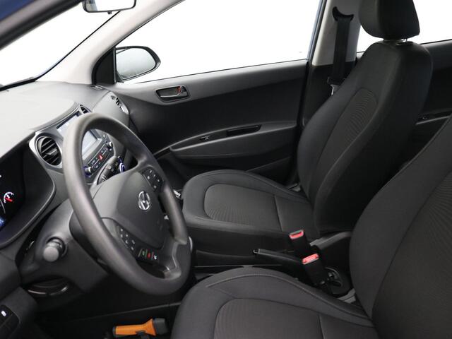 Hyundai I 10 1.0i Go! 5-deurs / Navigatie / Apple CarPlay & Android Auto / Cruise Control / All Seasonbanden / Historie bekend / Airco Climate Control / Bluetooth / LED Dagrijverlichting / Elektrische ramen rondom /