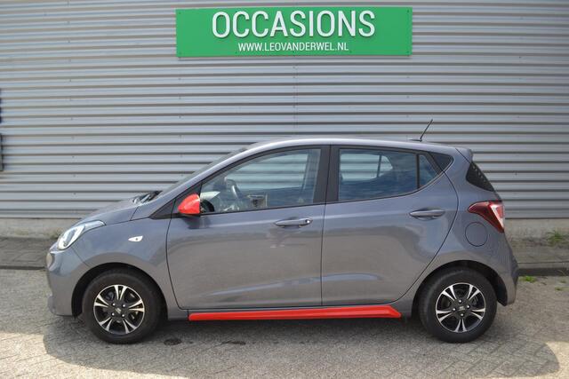 Hyundai I 10 1.0 COMFORT 10.340KM|NAVI|CARPLAY|PDC