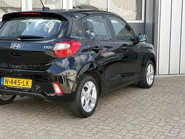 Hyundai I 10 1.0 Comfort 5-zits | Lichtmetaal | Elektrische ramen | CV | Parkeer sensoren |