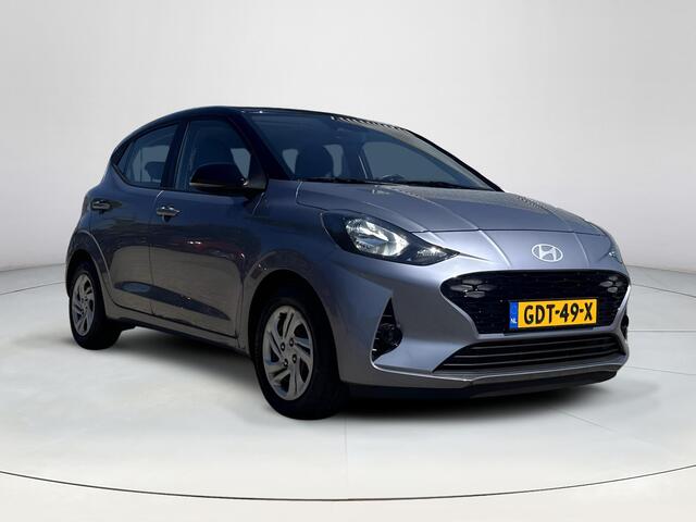 Hyundai I 10 1.0 Comfort 5-zits | Navigatie | Grootlicht Assistent | Airco | Automaat | Apple Carplay/Android Auto | Achteruitrijcamera | Lanekeep Assist |