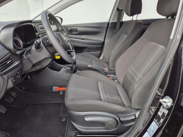Hyundai I 20 1.2 MPI i-Motion Handgeschakeld / Airco / Cruise control / Bluetooth telefoonvoorbereiding / Elektrische ramen voor en achter /