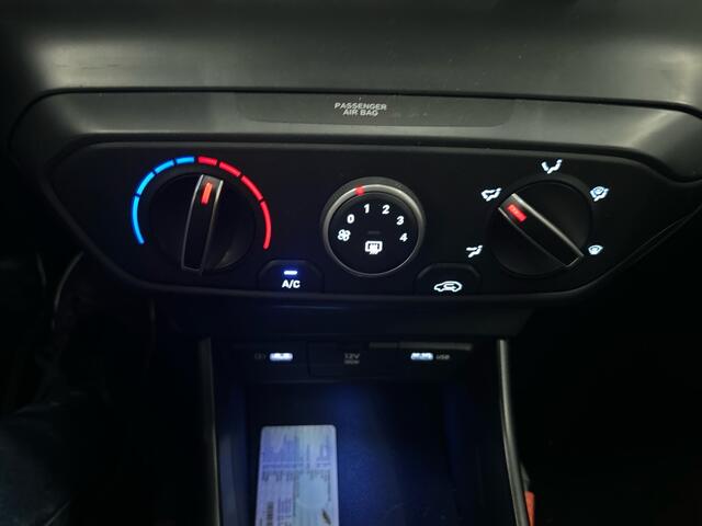 Hyundai I 20 1.0 T-GDI MHEV, 1e Eig! Camera! Carplay! VERWACHT!!