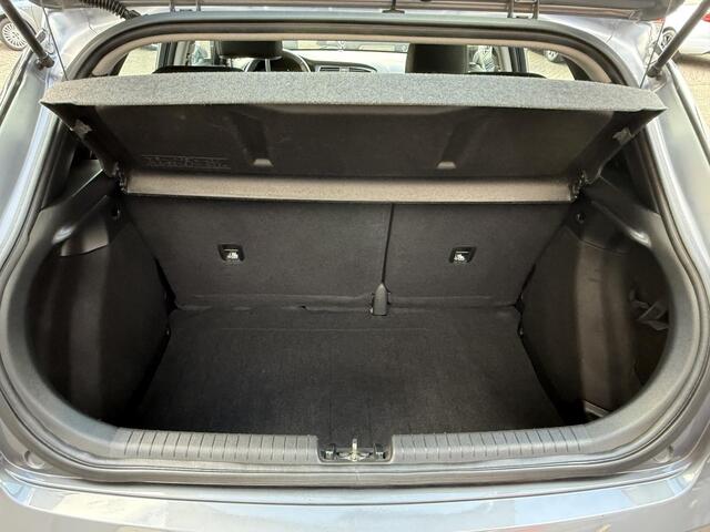 Hyundai I 20 1.0 T-GDI Comfort / Airco/ Navigatie/ Cruise/ Apple carplay/ PDC/ Camera