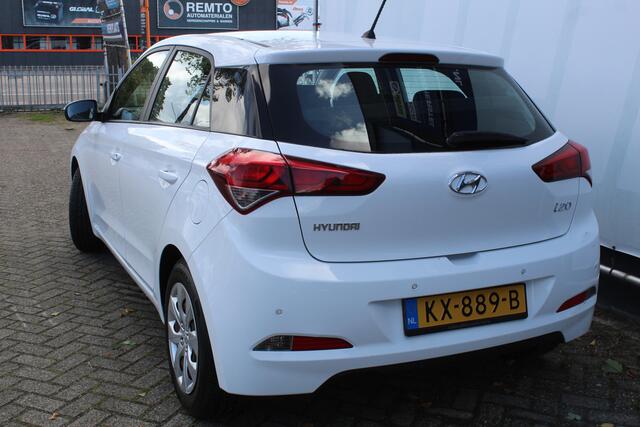 Hyundai I 20 1.2 HP i-Motion Cruise control I Elek ramen I Airco l Achter sensoren