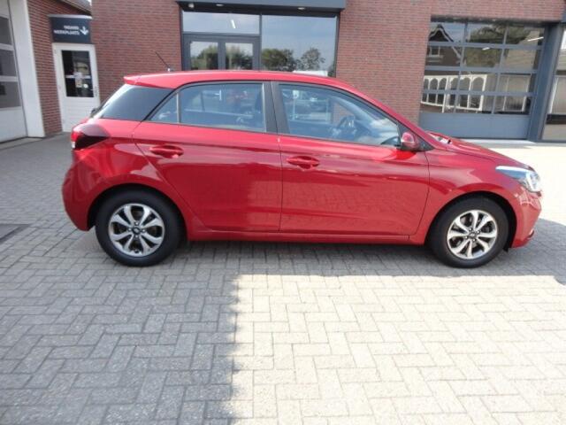 Hyundai I 20 1.0 T-GDI Comfort Cruise ,Pdc ,Lmv