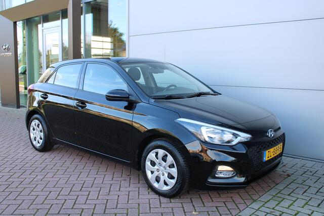 Hyundai I 20 1.0 T-GDI 100pk Comfort Automaat Airco Navi Carplay 18.216km Nieuwstaat
