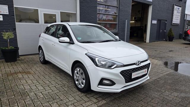 Hyundai I 20 1.2 Select | AIRCO