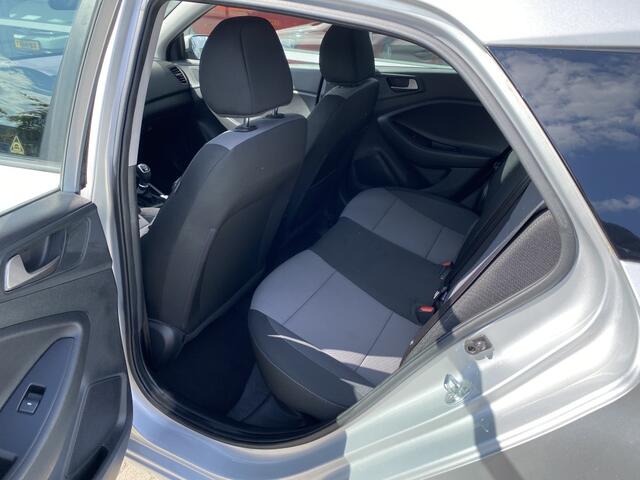 Hyundai I 20 1.0 T-GDI Comfort | Camera | Pdc | N