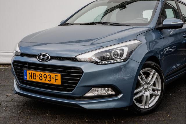 Hyundai I 20 1.0 T-GDI i-Motion Trekhaak/ Cruise control/ Airco/ Tel. bluetooth