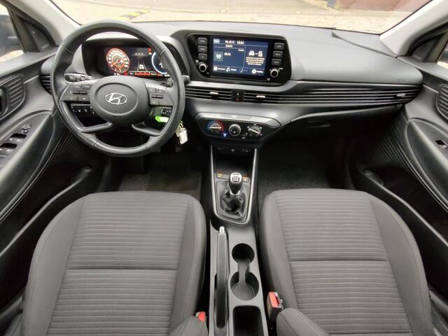 Hyundai I 20 1.2 MPI Comfort Navigatie Carplay Camera Stoel-Stuurverwarming Cruise-Control