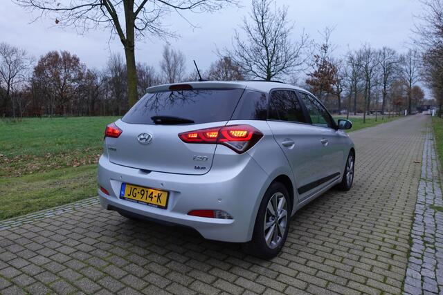 Hyundai I 20 1.2 HP i-Motion Premium | Pano | Cruise Control |