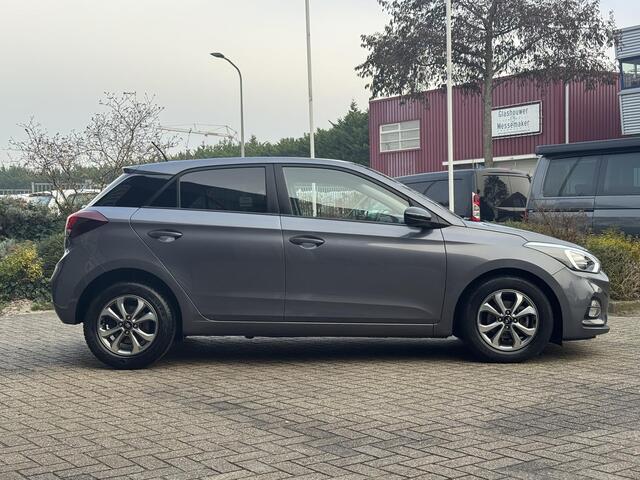 Hyundai I 20 1.2 62kW YES! | Cruise | Carplay | Camera | Stoelverw