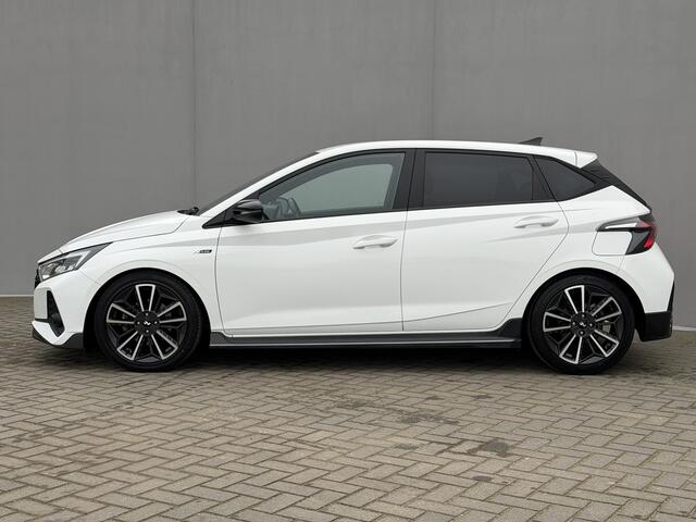 Hyundai I 20 1.0 T-GDI N Line / Automaat / EIBACH Verlagingsveren / Navigatie via Apple Carplay & Android Auto / Stoel & Stuurwiel Verwarming / Camera + PDC / Cruise / Clima /