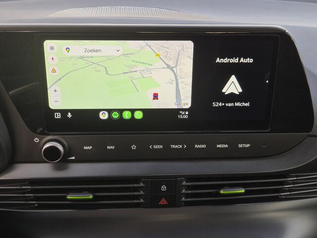 Hyundai I 20 1.0 T-GDI Comfort Smart Automaat / Fabrieksgarantie tot 04-2026 / Dealer onderhouden / Stuur en Stoel verwarming/ Cruise control / Trekgewicht 1110 kg / Achteruitrijcamera / Apple Carplay Android Auto / Bose Audio Systeem /