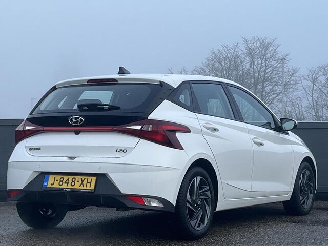 Hyundai I 20 1.2 84PK Comfort Smart | Dealer onderhouden | Geïntegreerde navigatiesysteem | Apple Carplay & Android Auto |