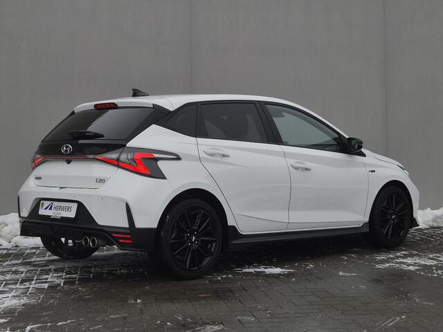 Hyundai I 20 1.0 T-GDI N-line Automaat / Navigatie via Apple Carplay of Android Auto / Stuur en Stoel verwarming / Achteruitrijcamera / Adaptief CC / Climate control / Trekgewicht 1110 kg /