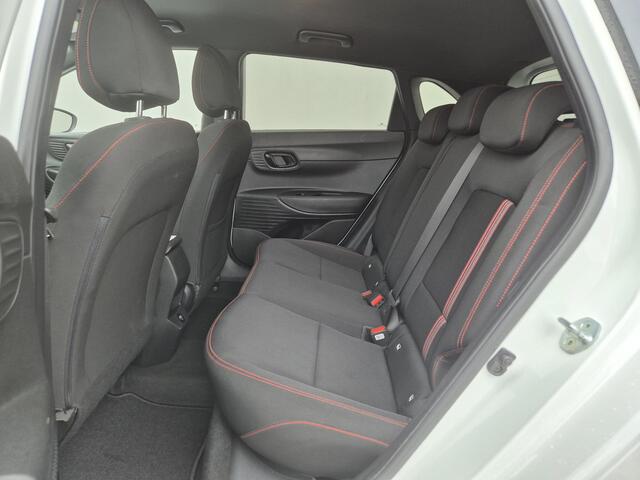 Hyundai I 20 1.0 T-GDI N-line Automaat / Navigatie via Apple Carplay of Android Auto / Stuur en Stoel verwarming / Achteruitrijcamera / Adaptief CC / Climate control / Trekgewicht 1110 kg /