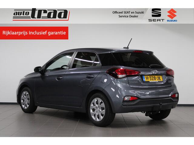 Hyundai I 20 1.2 HP i-Motion Premium Stoel + stuur verwarming / Trekhaak / Achteruitrijcamera /