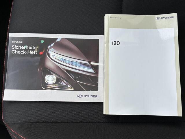 Hyundai I 20 1.0 T-GDI N Line Automaat / Fabrieksgarantie t/m 11-2027 / Dealer onderhouden / Stoel-/Stuurverwarming / Apple Carplay/Android Auto / Achteruitrijcamera / Cruise Control / Navigatie / Bluetooth /