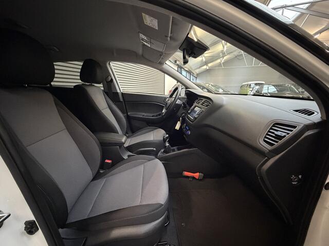 Hyundai I 20 1.0 T-GDI 100 PK/CLIMA/NAVI/PDC/CARPLAY/CAM/ENZ