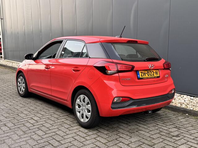 Hyundai I 20 1.0 T-GDI Comfort | Automaat | Camera achter | Trekhaak afneembaar | Cruise control | Wordt verwacht, bel voor een bezichtiging!