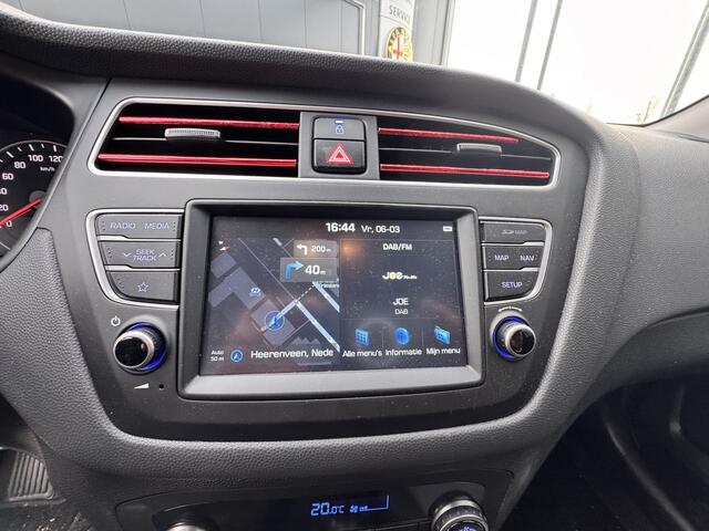 Hyundai I 20 1.0 T-GDI Comfort | Automaat | Camera achter | Trekhaak afneembaar | Cruise control | Wordt verwacht, bel voor een bezichtiging!