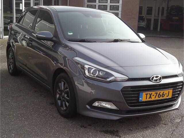 Hyundai I 20 1.0 T-GDI Black Edition Staat in Hardenberg