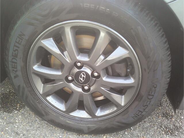 Hyundai I 20 1.0 T-GDI Black Edition Staat in Hardenberg