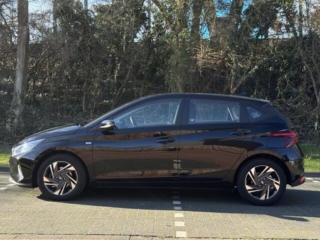 Hyundai I 20 Comfort Smart 1.0 T-GDI 100pk | APPLE CARPLAY / ANDROID AUTO | ALL SEASON BANDEN | CAMERA | PARKEERSENSOREN | NAVI | DODEHOEKBEW. |