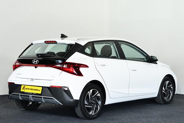 Hyundai I 20 1.2 MPI Comfort / Navi / Airco / CarPlay / Cam