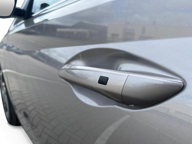 Hyundai I 20 5DRS. 1.0 T-GDI 100pk Premium | TREKHAAK | APPLE CARPLAY / ANDRIOD AUTO | NAVI | STOEL- & STUURVERWARMING | CRUISE CONTROL | DODENHOEK SENSOR |