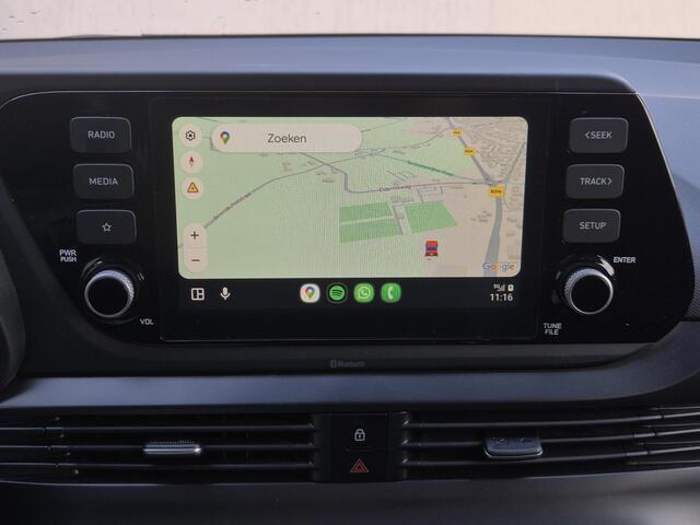 Hyundai I 20 1.0 T-GDI Comfort Smart Handgeschakeld / Fabrieksgarantie tot 09-09-2026 / Dealer onderhouden / Allseason banden / Navigatie via Apple Carplay of Android Auto / Stuur en Stoel verwarming /