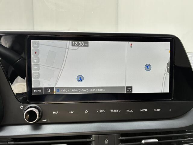 Hyundai I 20 1.0 T-GDI Comfort Smart Automaat / Fabrieksgarantie t/m 5-2030 / Navigatie / Apple Carplay/Android auto / Achteruitrijcamera / DAB /