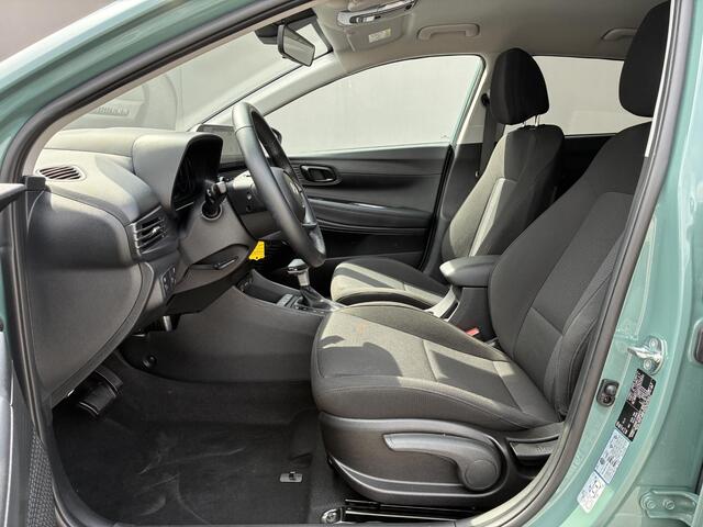 Hyundai I 20 1.0 T-GDI Comfort Smart Automaat / Fabrieksgarantie t/m 5-2030 / Navigatie / Apple Carplay/Android auto / Achteruitrijcamera / DAB /