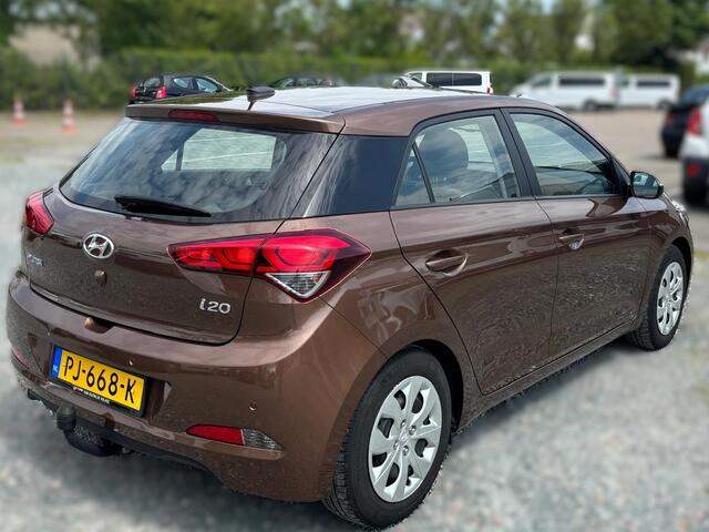 Hyundai I 20 BWJ 2017 | 1.0 T-GDI 100PK Comfort | TREKHAAK | CLIMA | CAMERA | CRUISE | NAVI | PDC |