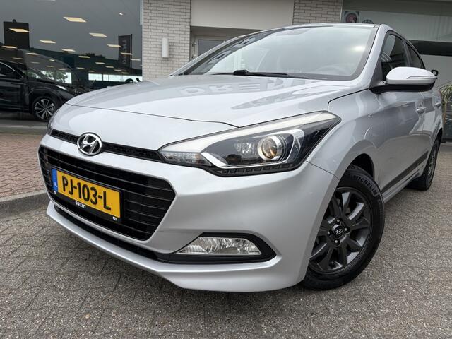 Hyundai I 20 1.0 T-GDI Black Edition | All-season | Cruise control | Navi