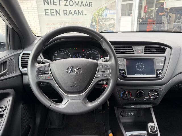 Hyundai I 20 1.0 T-GDI Black Edition | All-season | Cruise control | Navi
