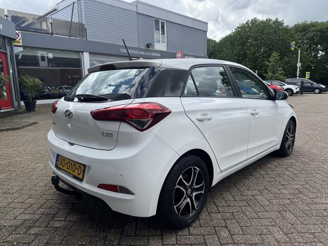Hyundai I 20 1.0 T-GDI Comfort 1e eigenaar, Trekhaak, Camera, Cruise, Navi, Bluetooth, LM velgen