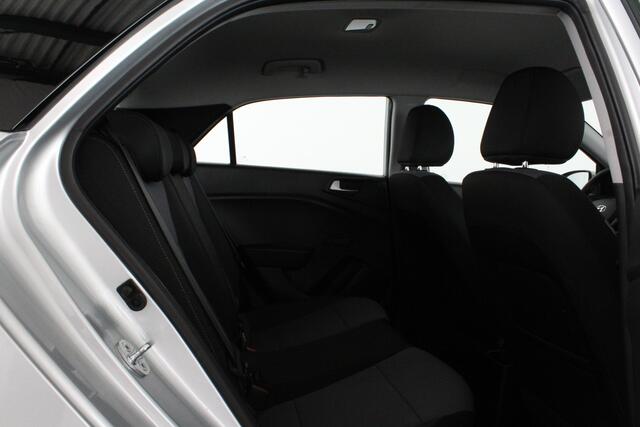 Hyundai I 20 1.2 HP > All seeason banden/12 maand BOVAG garantie....