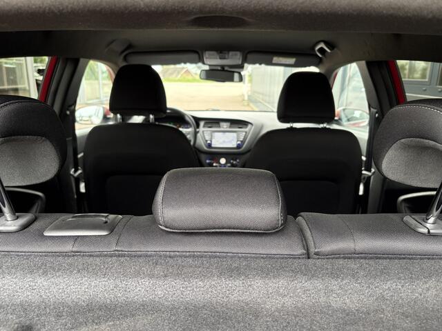 Hyundai I 20 1.0 T-GDi 100pk Black Edition 5-drs. CAMERA/NAVI/CARPLAY/CRUISE/PDC/TREKHAAK